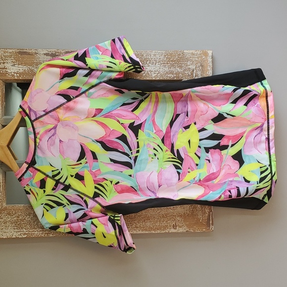 NWT Hurley tropical top. Size XL - Picture 3 of 5